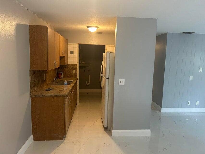 730 NW 19th Street, #A, Fort Lauderdale, FL 33311 IMAGE 3