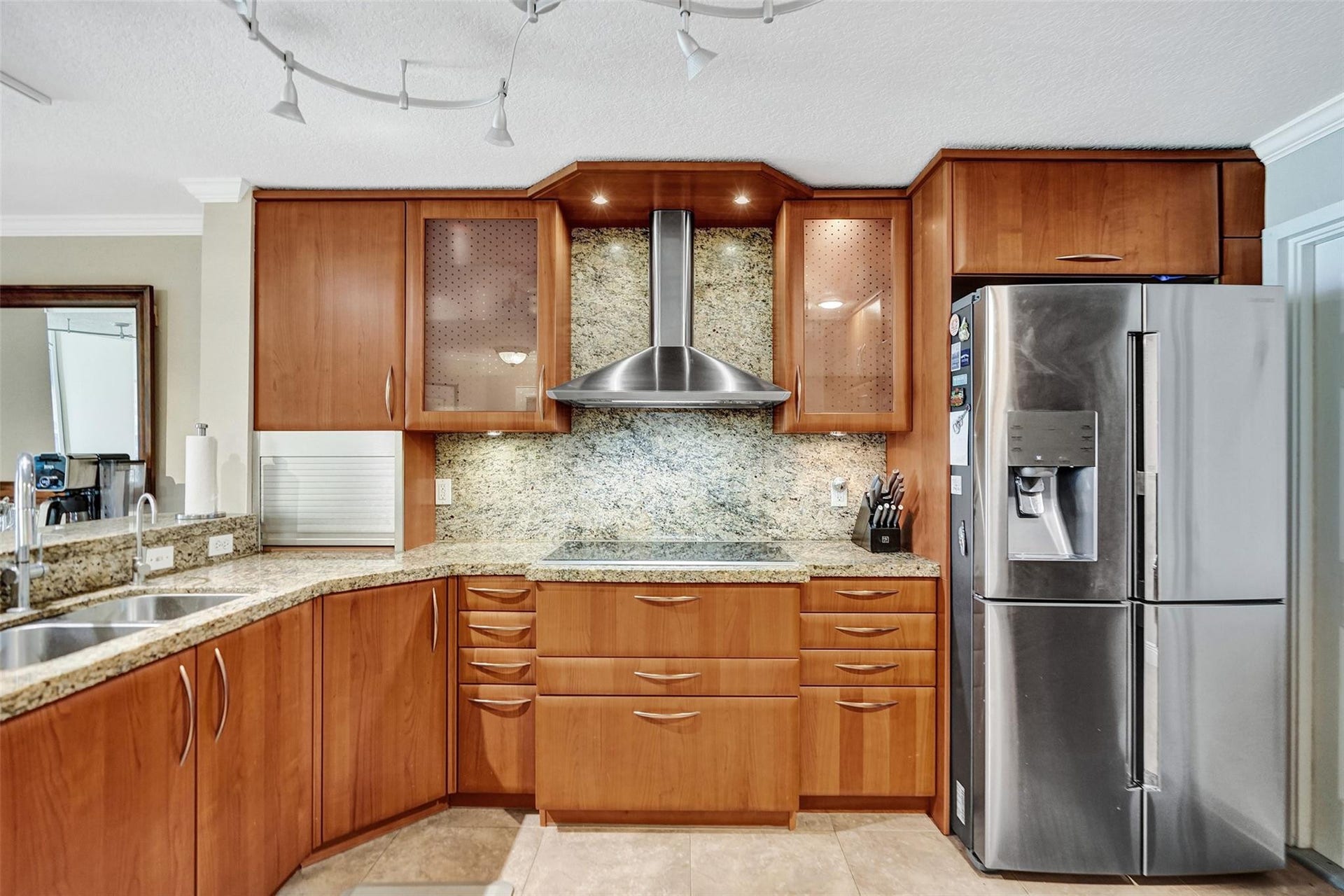 4059 CRYSTAL LAKE Drive, Deerfield Beach, Deerfield Beach, FL 33064 Photo 12
