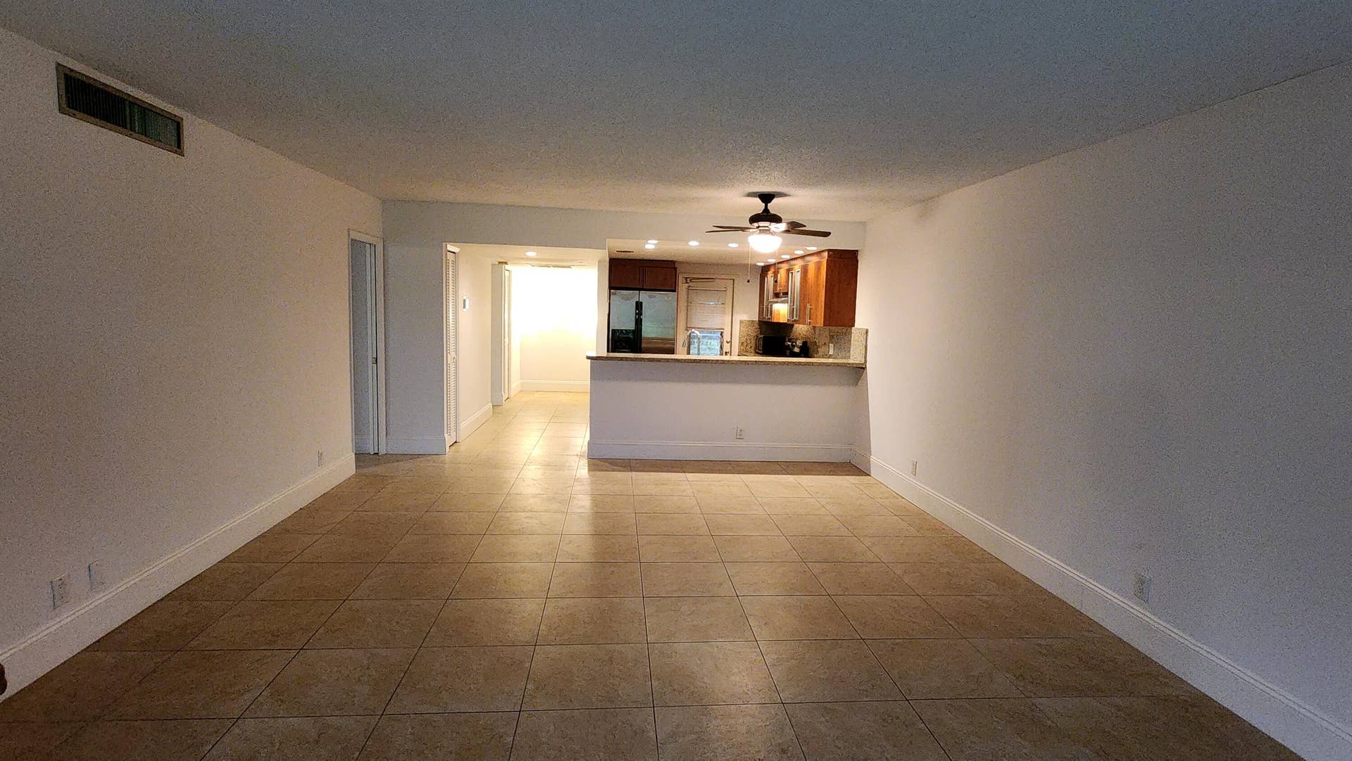 2851 S PALM AIRE Drive, #101, Pompano Beach, FL 33069 20260929_115035