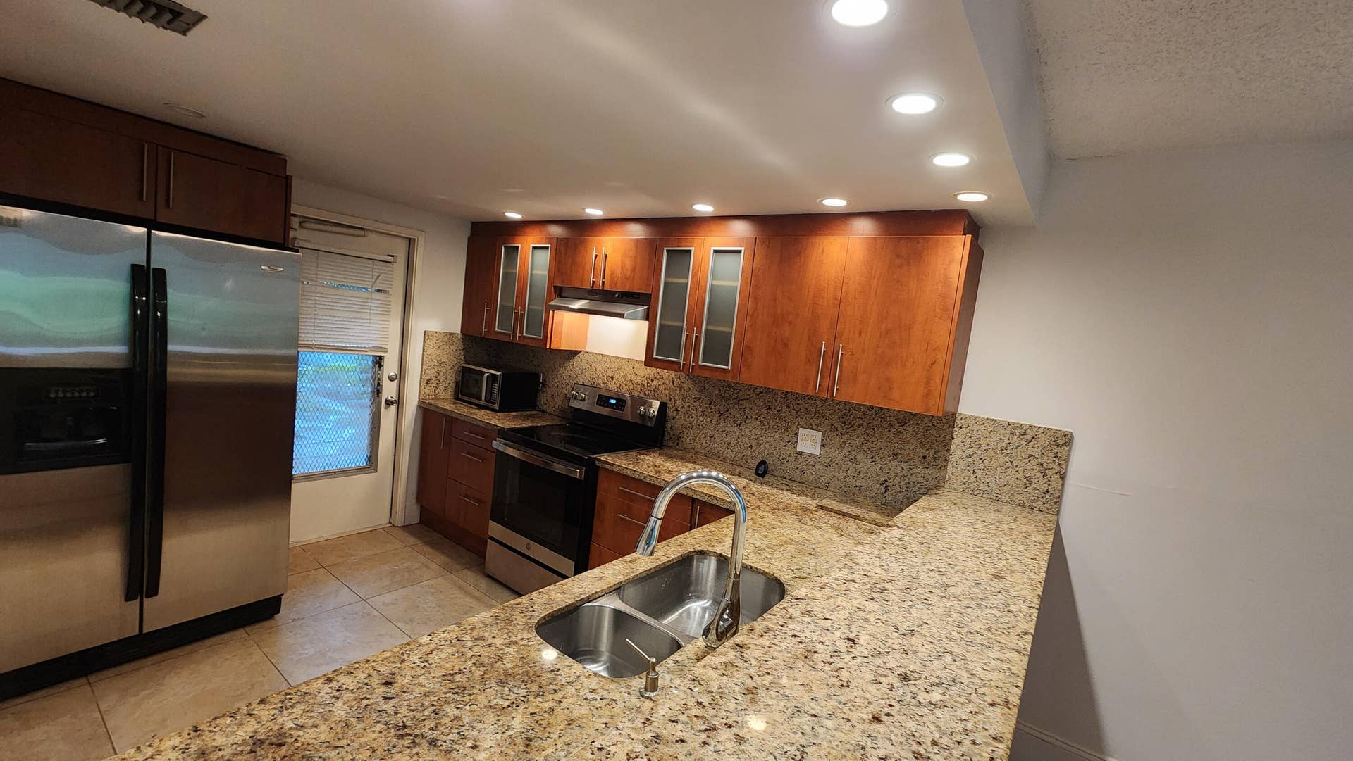 2851 S PALM AIRE Drive, #101, Pompano Beach, FL 33069 20260929_114810