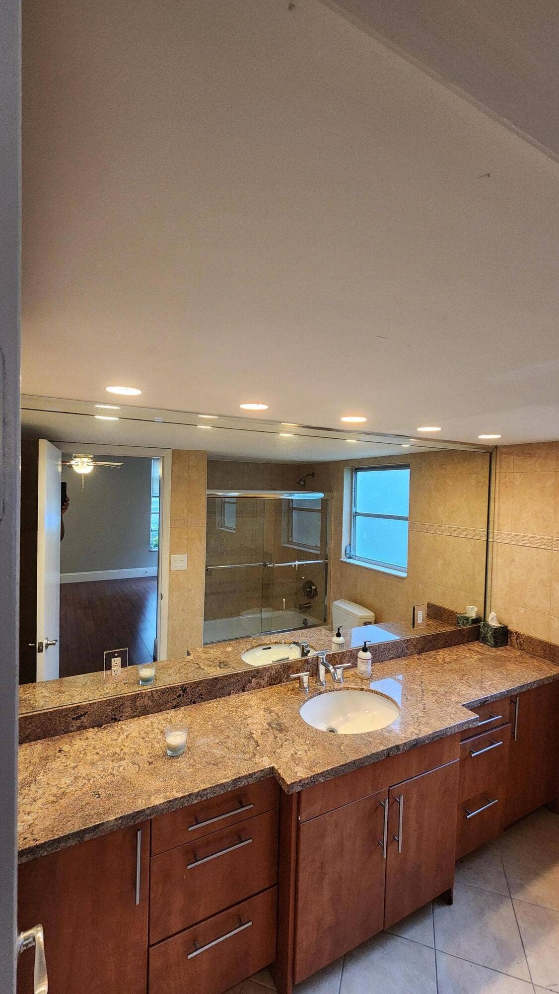 2851 S PALM AIRE Drive, #101, Pompano Beach, FL 33069 20260929_115709