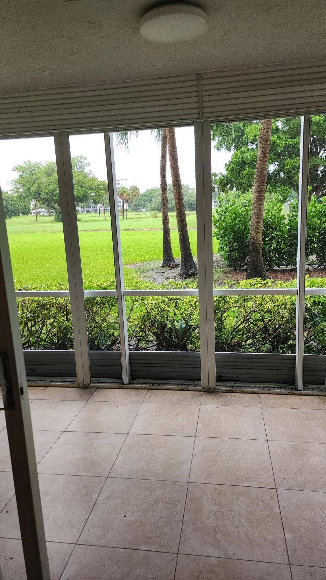 2851 S PALM AIRE Drive, #101, Pompano Beach, FL 33069 20260929_120502