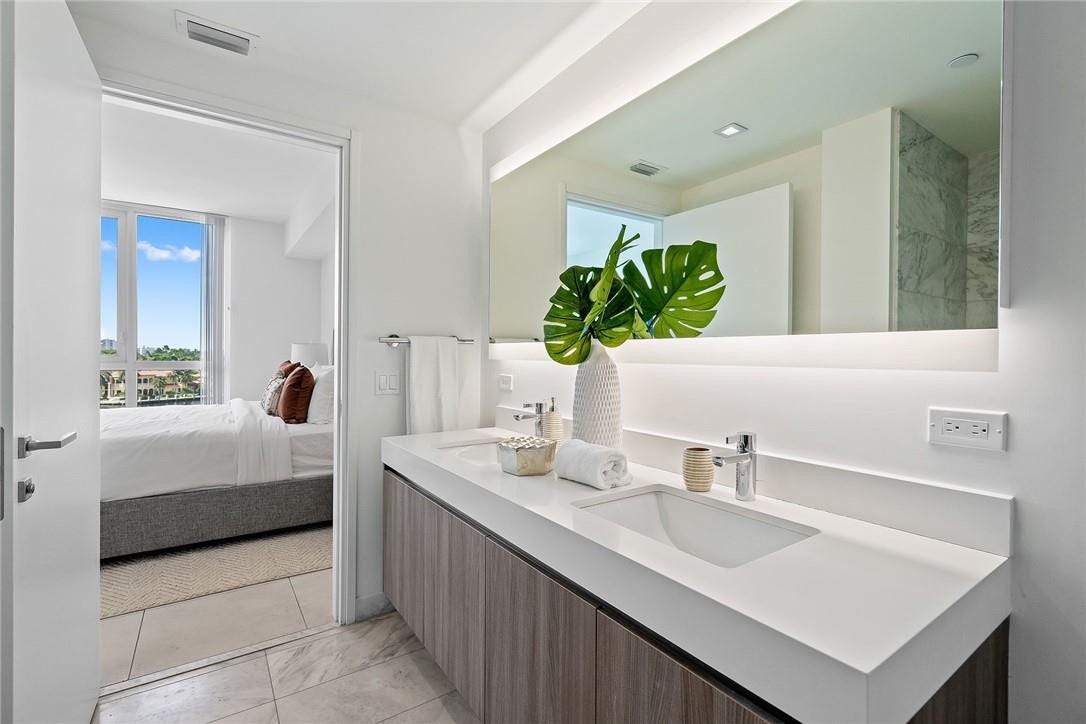 401 N BIRCH Road, #606, Fort Lauderdale, Fort Lauderdale, FL 33304 Photo 13