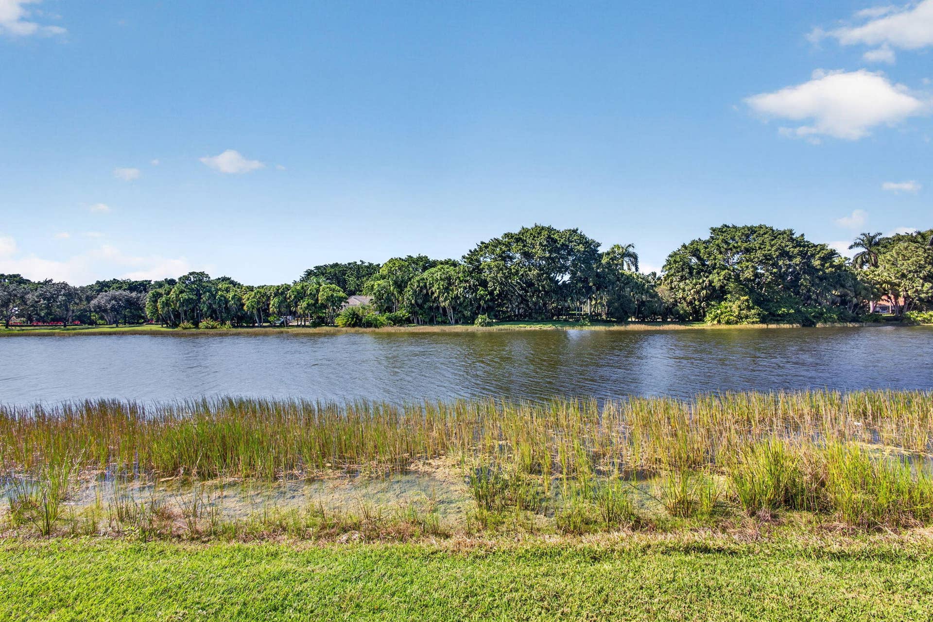 8863 LAKES Boulevard, West Palm Beach, FL 33412 Water View