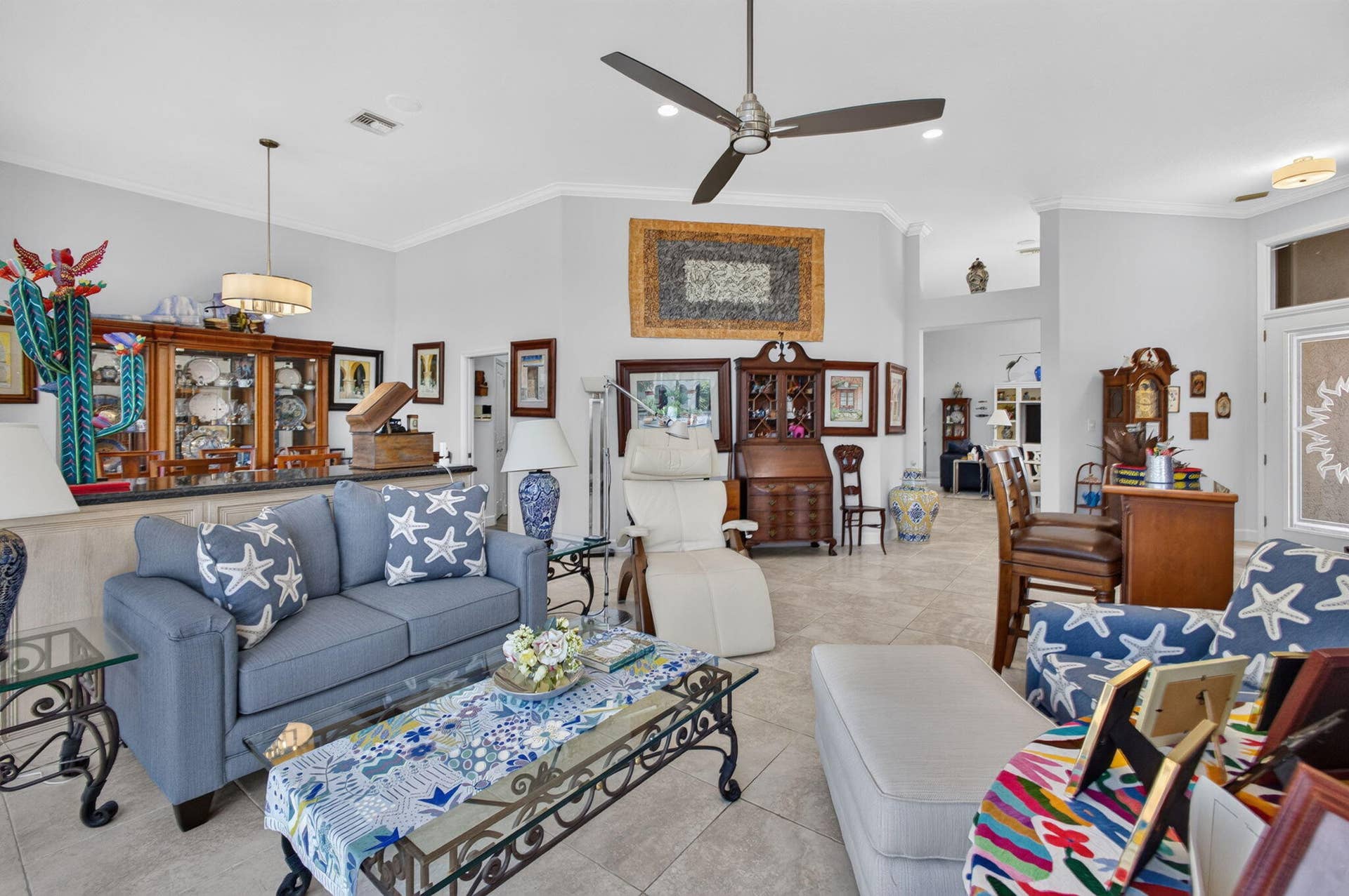 8863 LAKES Boulevard, West Palm Beach, FL 33412 Interior Layout