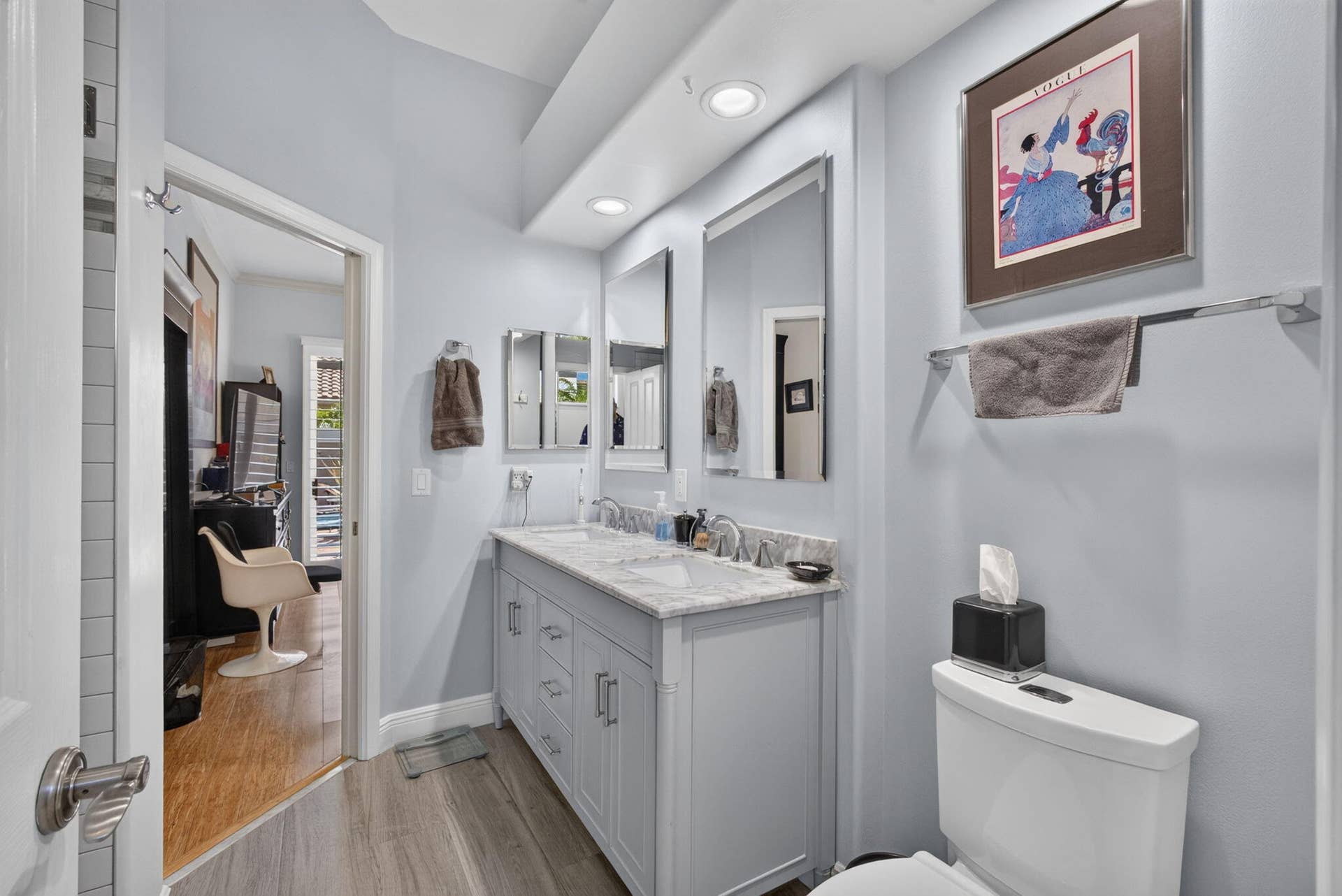 8863 LAKES Boulevard, West Palm Beach, FL 33412 Guest Bath