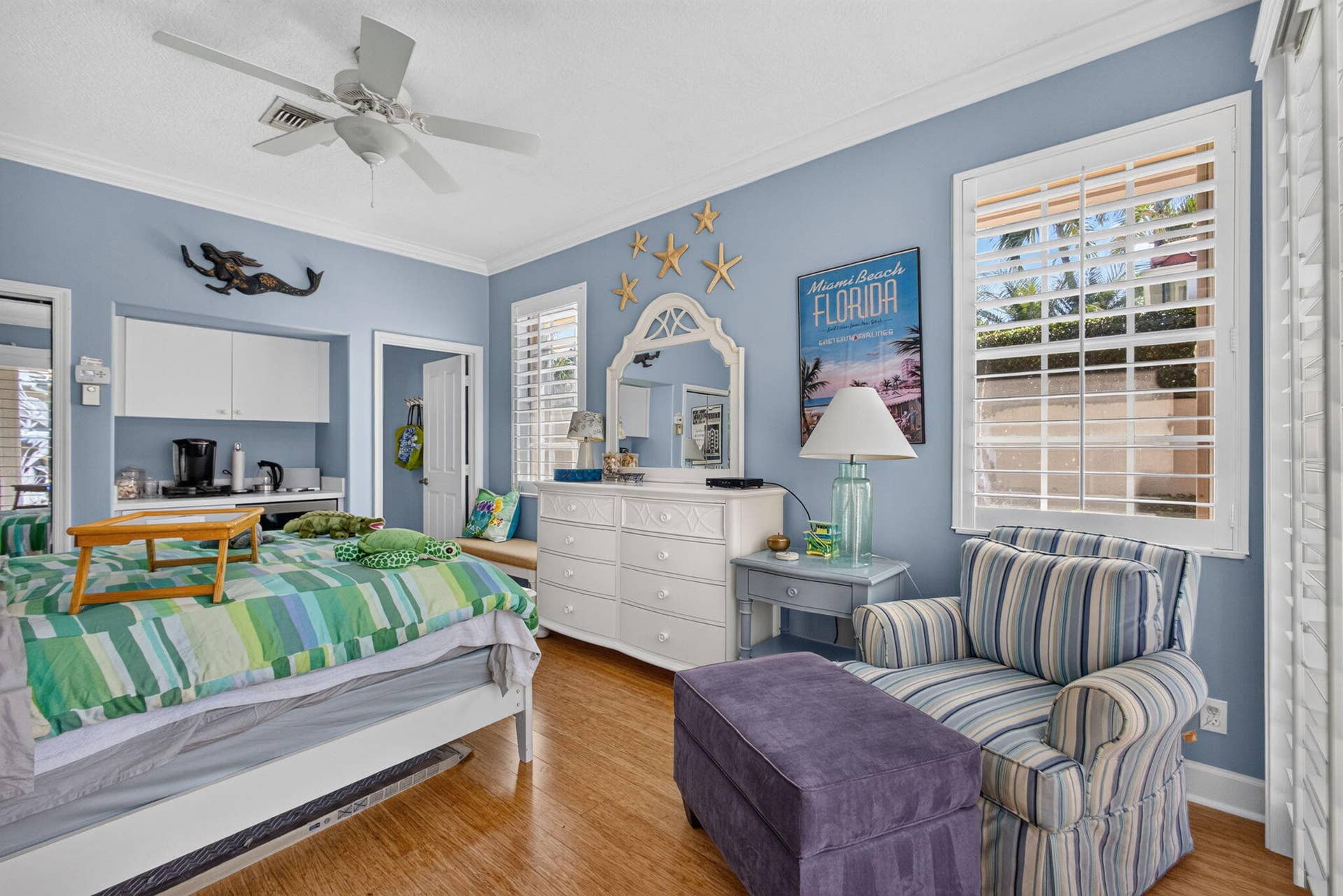 8863 LAKES Boulevard, West Palm Beach, FL 33412 Guest Suite