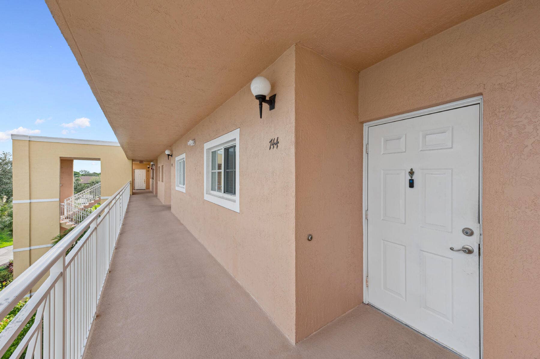 4721 Lucerne Lakes Boulevard E, #744, Lake Worth, FL 33467 Hallway
