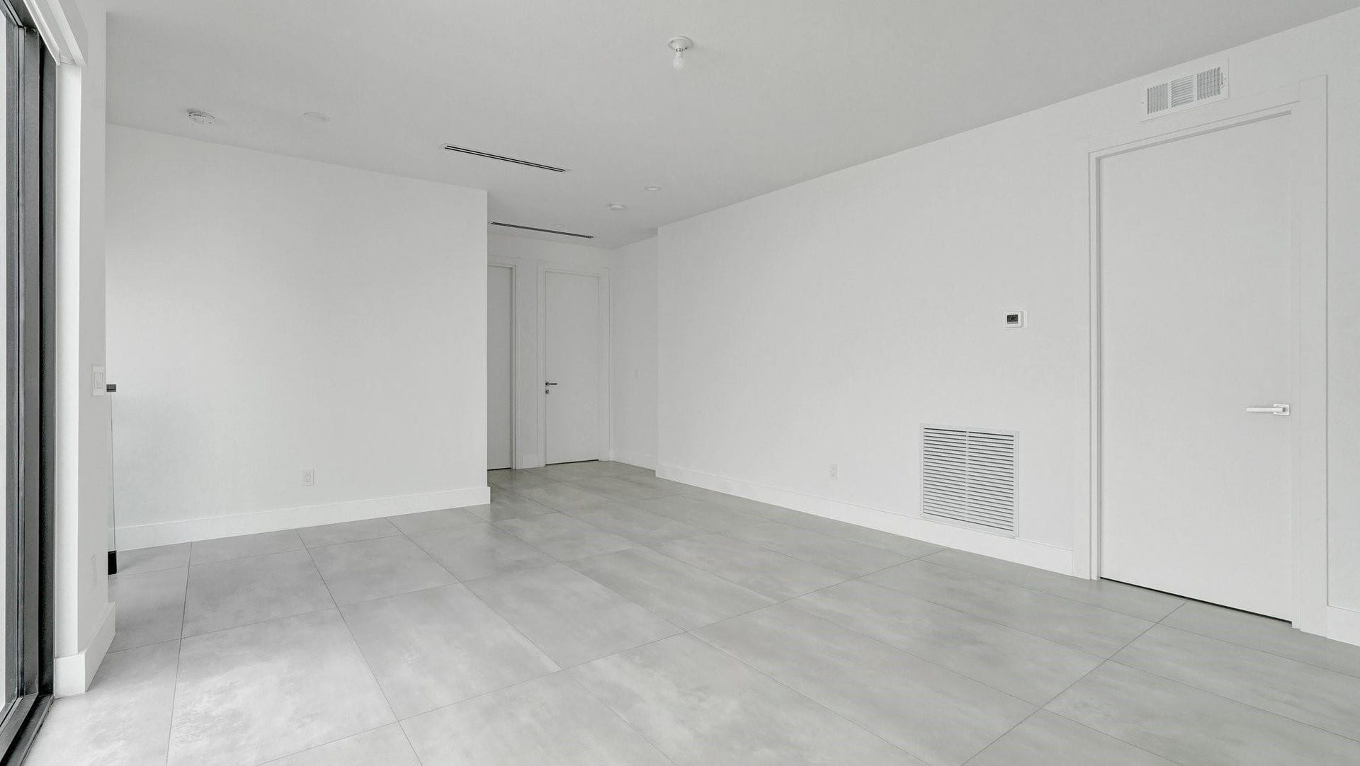 1620 NE 5TH Court, #B, Fort Lauderdale, Fort Lauderdale, FL 33301 Den