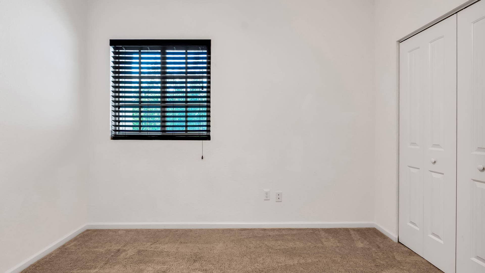 366 SE 1ST Way, Deerfield Beach, FL 33441 39-web-or-mls-DSC08127