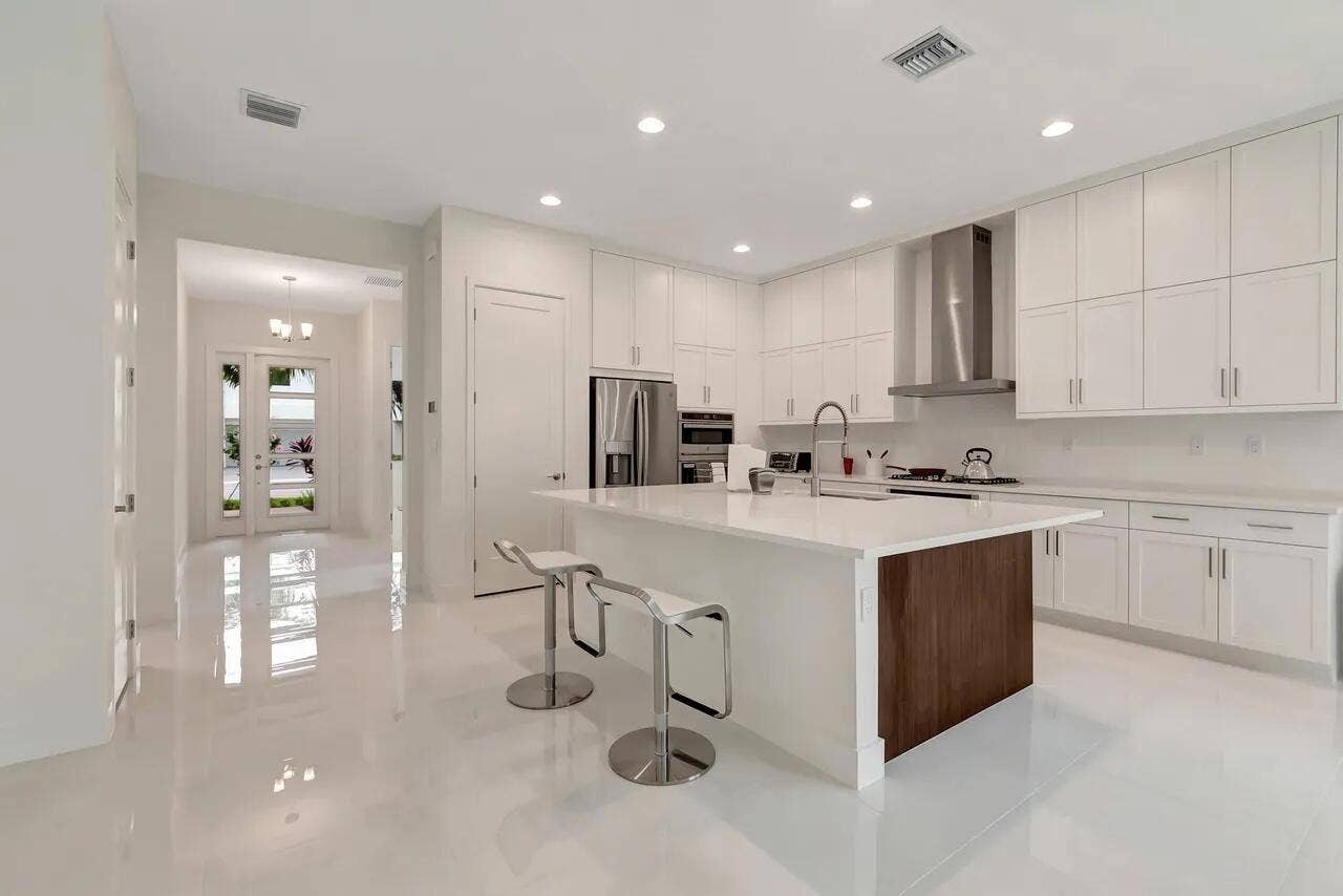 8612 Swinley Frst Way, Boca Raton, FL 33434 3-8612 SWINLEY FOREST WAY