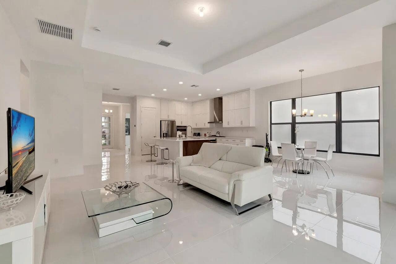 8612 Swinley Frst Way, Boca Raton, FL 33434 7-8612 SWINLEY FOREST WAY