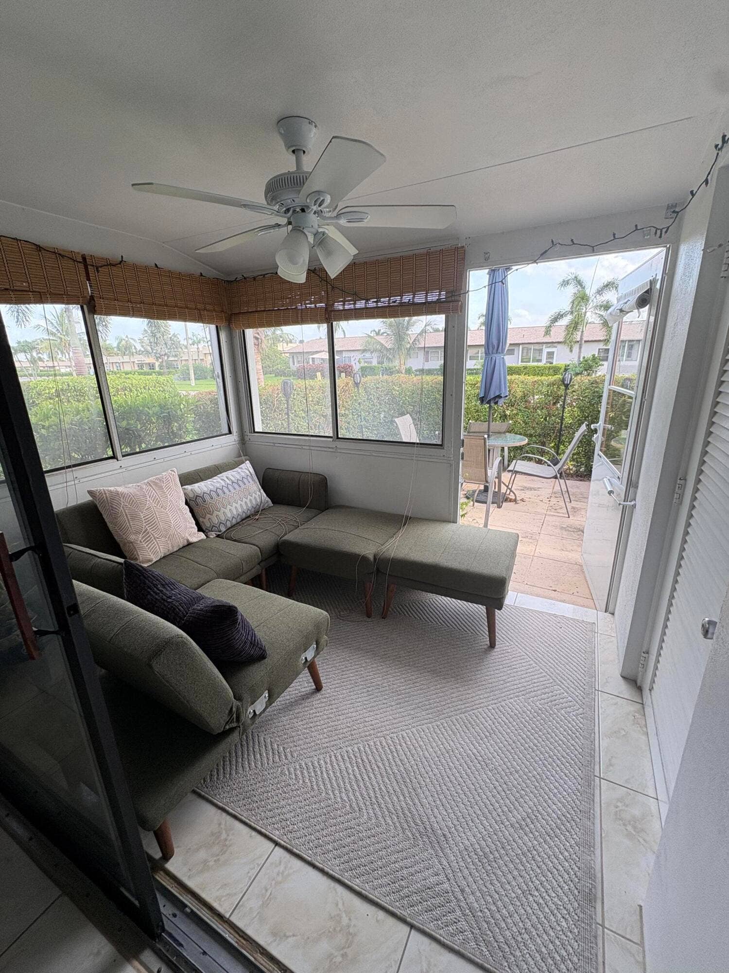 2966 CROSLEY Drive E, #D, West Palm Beach, FL 33415 IMG_6076