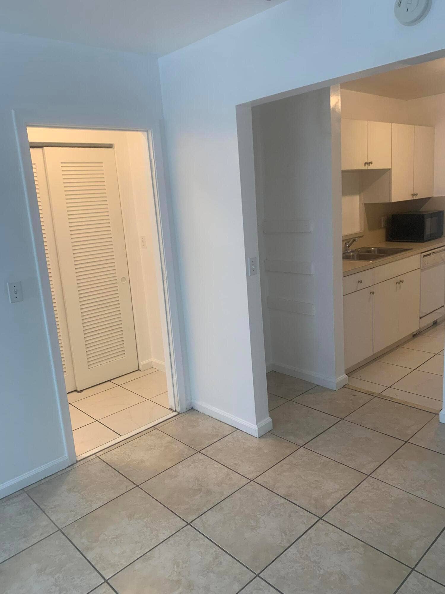 9630 NW 35TH Street, #1-9, Coral Springs, FL 33065 IMG_4840