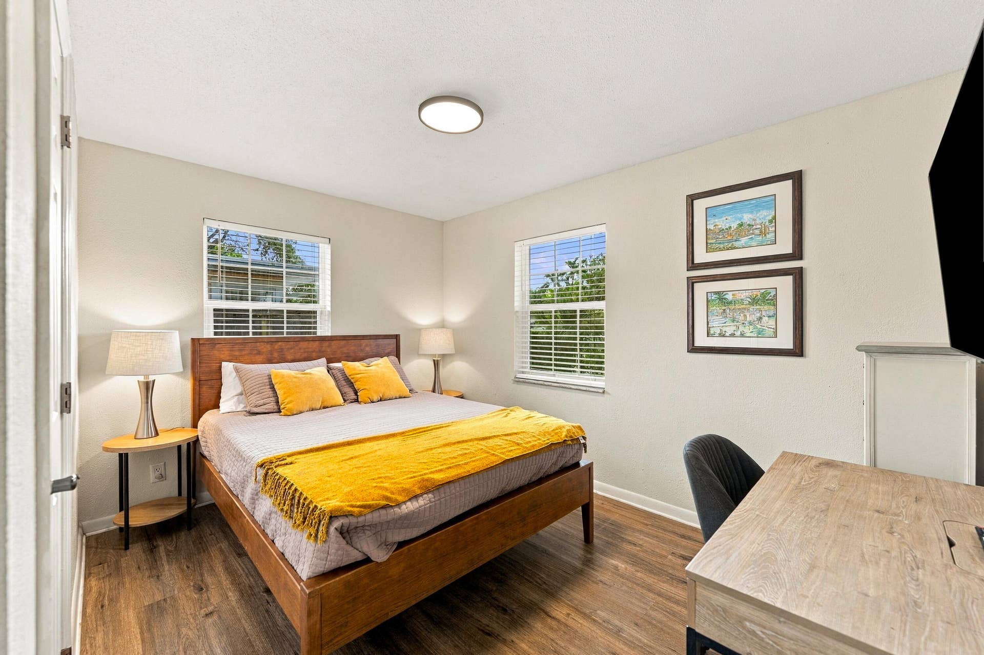 251 SW 22ND Street, Fort Lauderdale, FL 33315 10_dsc_4195_with_tv