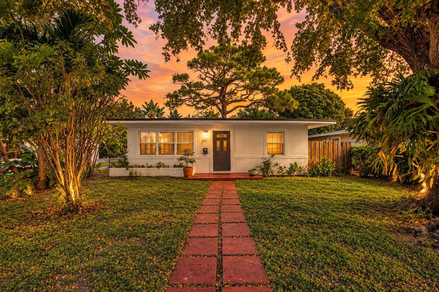 251 SW 22ND Street, Fort Lauderdale, FL 33315 Twilight Haven at 251 front use