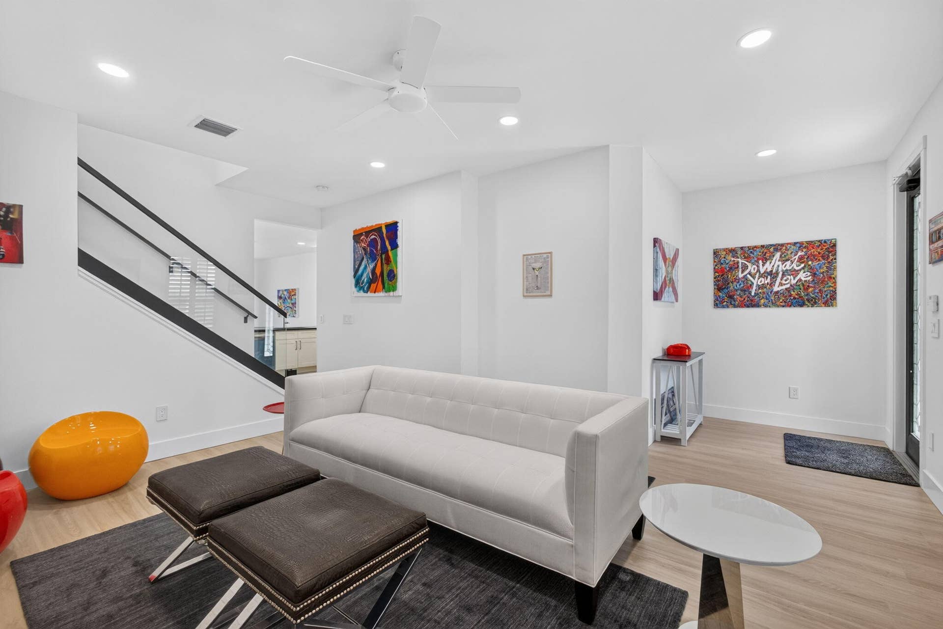 1043 Key Largo Street, Jupiter, FL 33458 Living Room