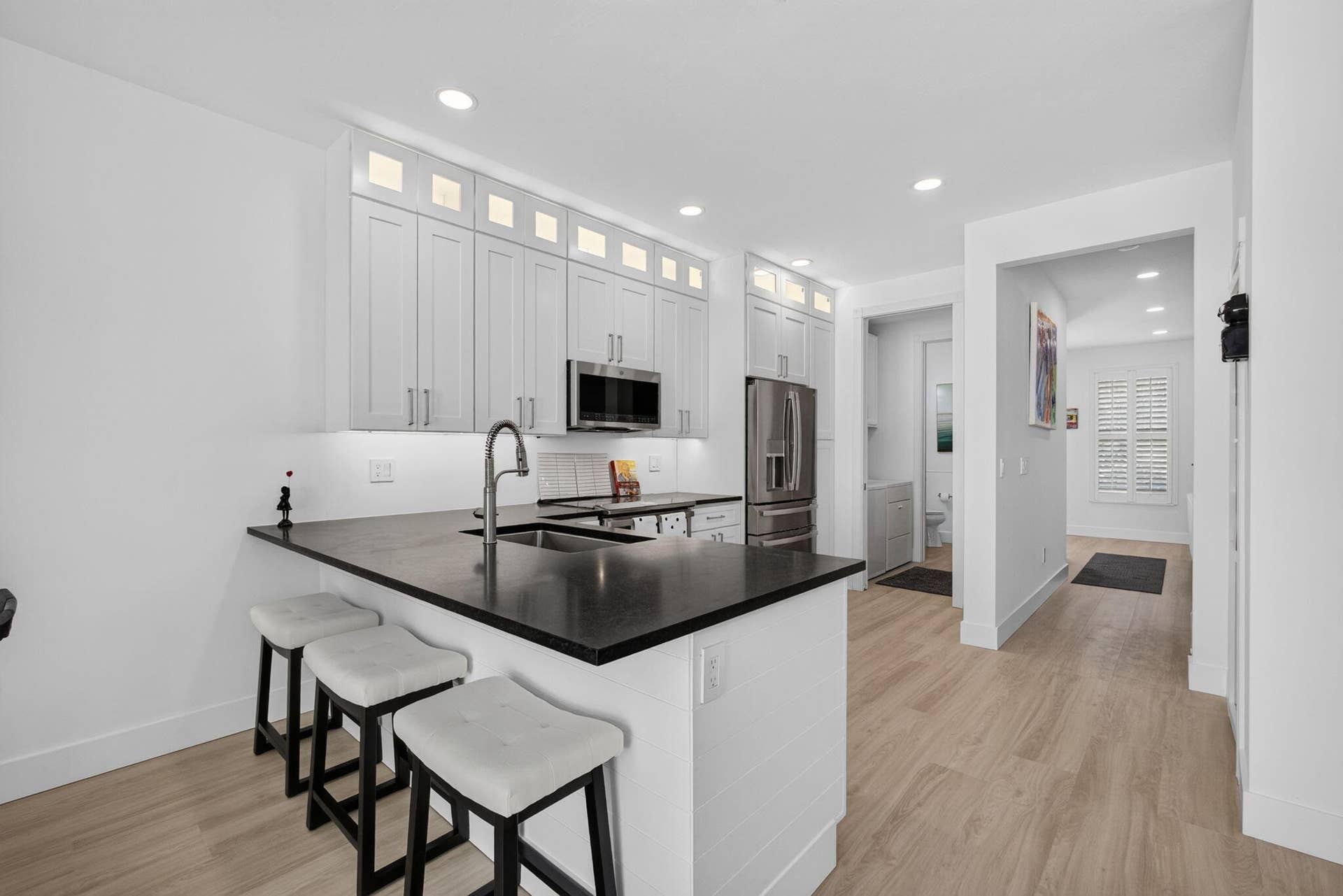 1043 Key Largo Street, Jupiter, FL 33458 Counter