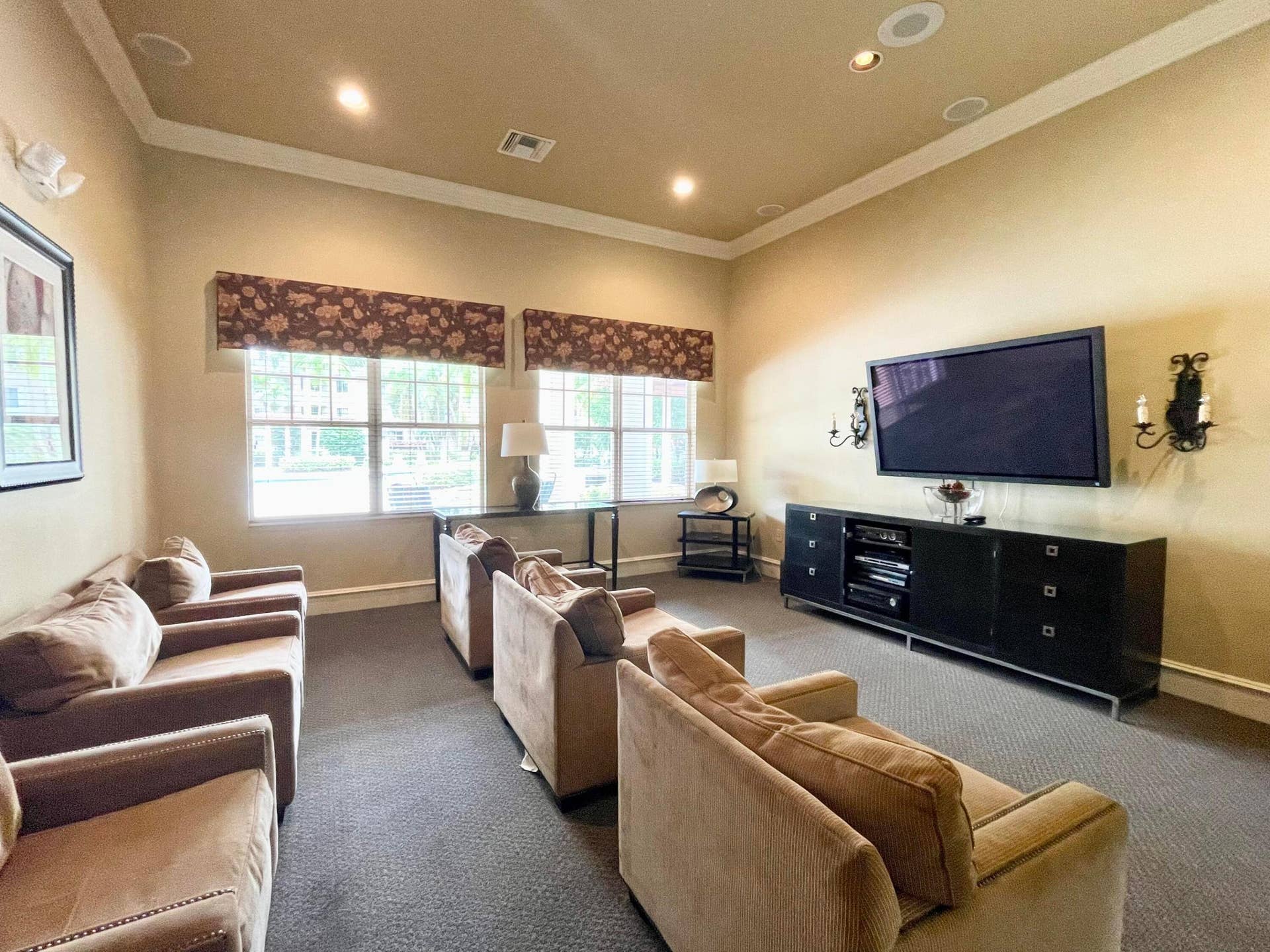 6533 EMERALD DUNES Drive, #107, West Palm Beach, West Palm Beach, FL 33411 theater