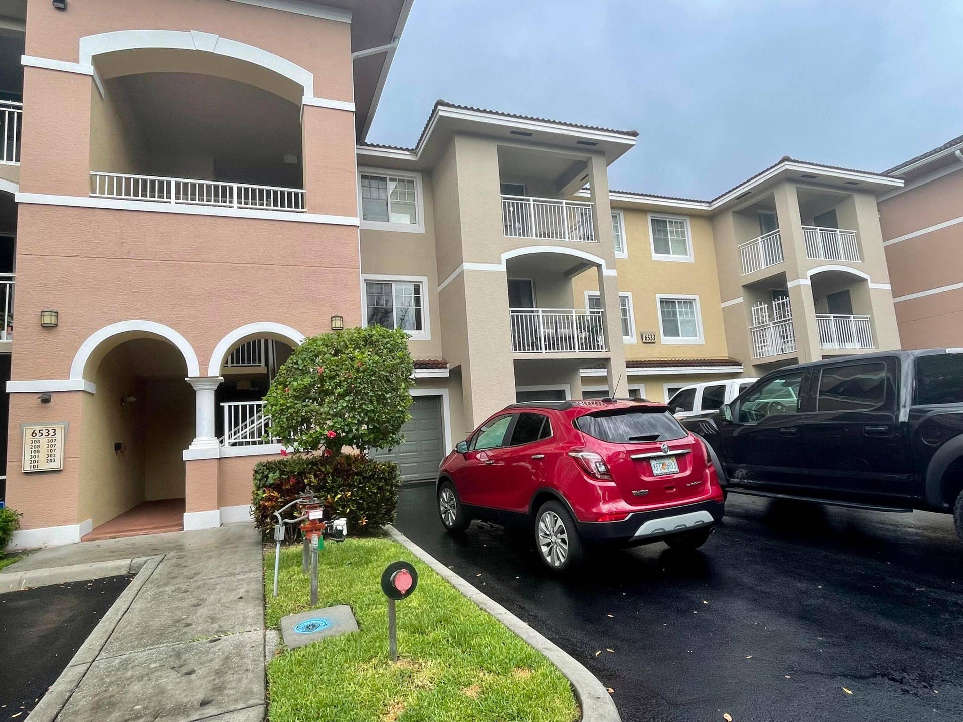 6533 EMERALD DUNES Drive, #107, West Palm Beach, West Palm Beach, FL 33411 front