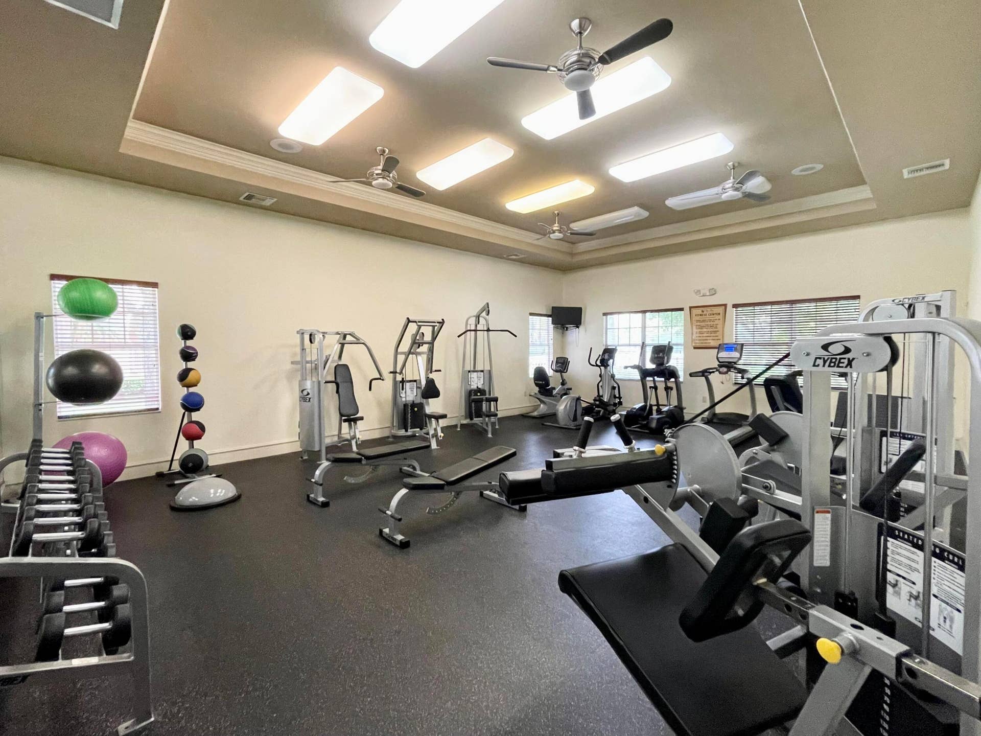 6533 EMERALD DUNES Drive, #107, West Palm Beach, West Palm Beach, FL 33411 2nd gym
