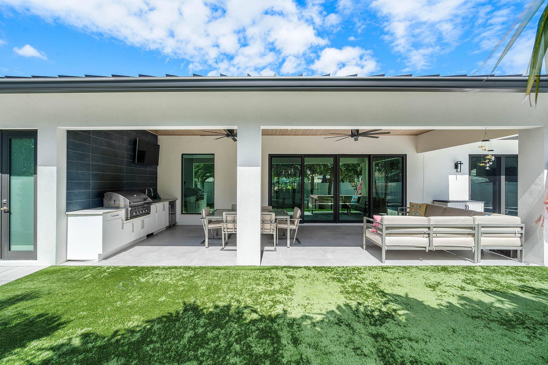 918 SW 28th Avenue, Boynton Beach, FL 33435 042-918Southwest28thAvenue-BoyntonBeach-