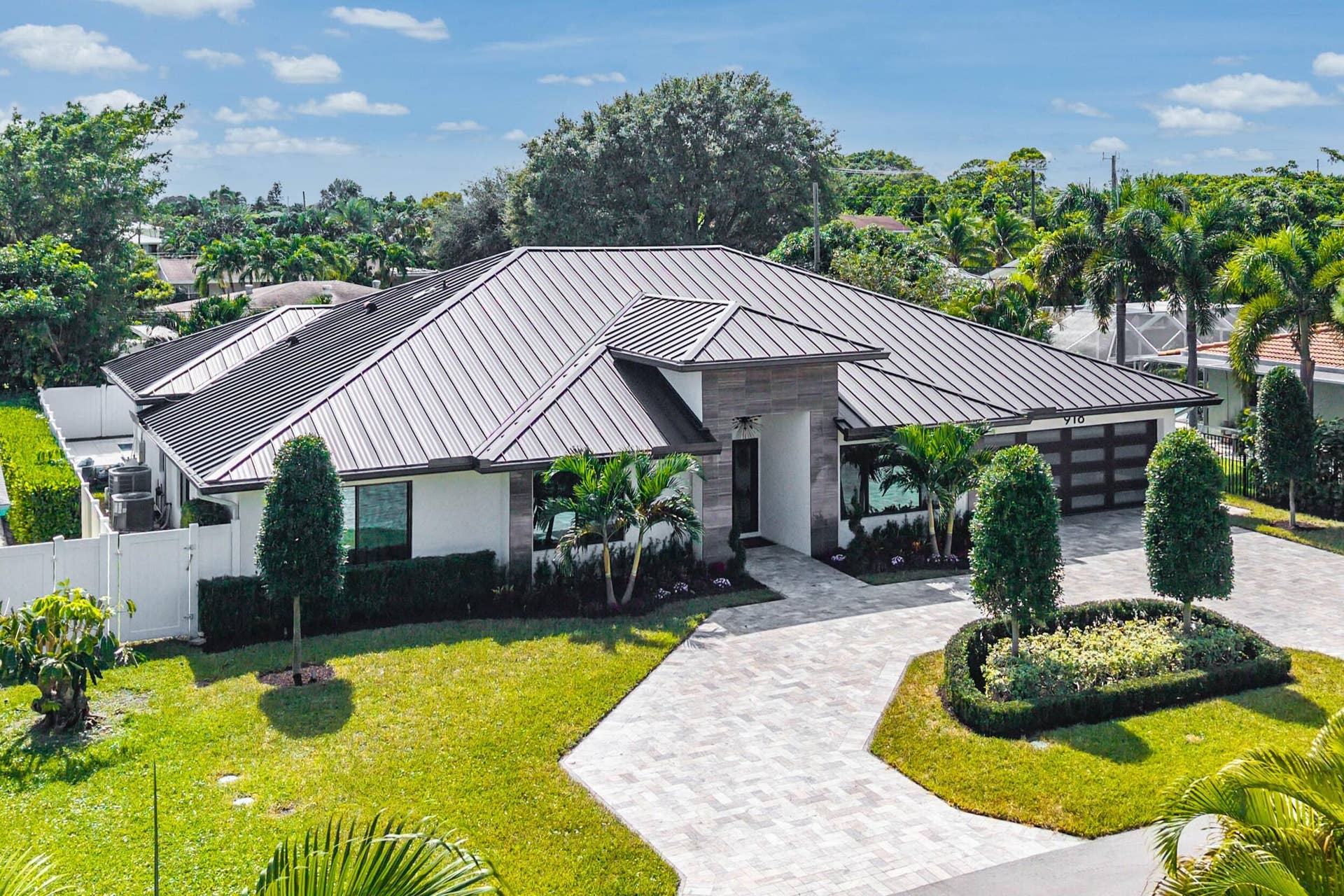 918 SW 28th Avenue, Boynton Beach, FL 33435 918 SW 28th Ave Aerial Front Cropped