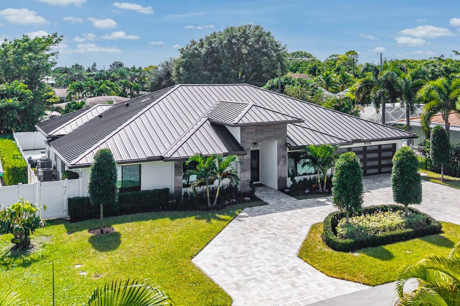 Property photo for 918 SW 28th Avenue, Boynton Beach, FL