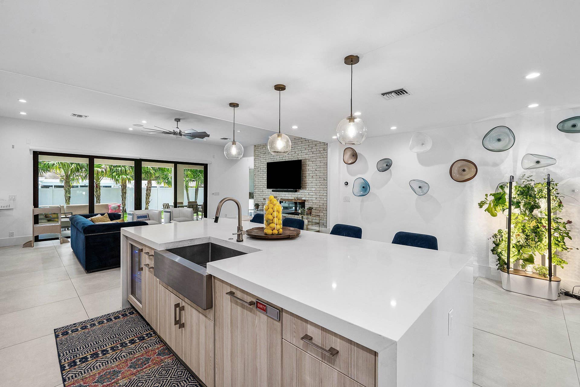 918 SW 28th Avenue, Boynton Beach, FL 33435 014-918Southwest28thAvenue-BoyntonBeach-