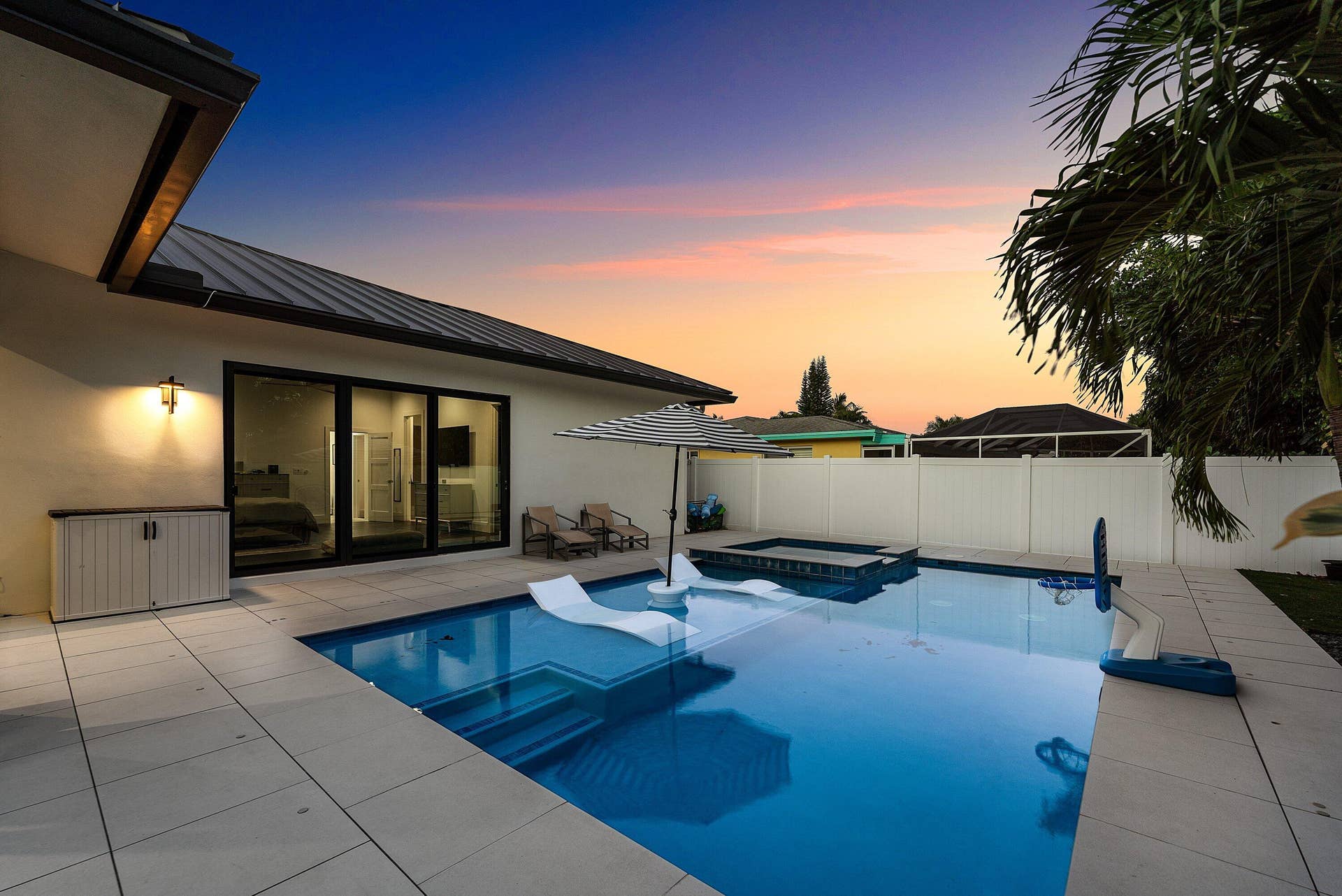 918 SW 28th Avenue, Boynton Beach, FL 33435 063-918Southwest28thAvenue-BoyntonBeach-