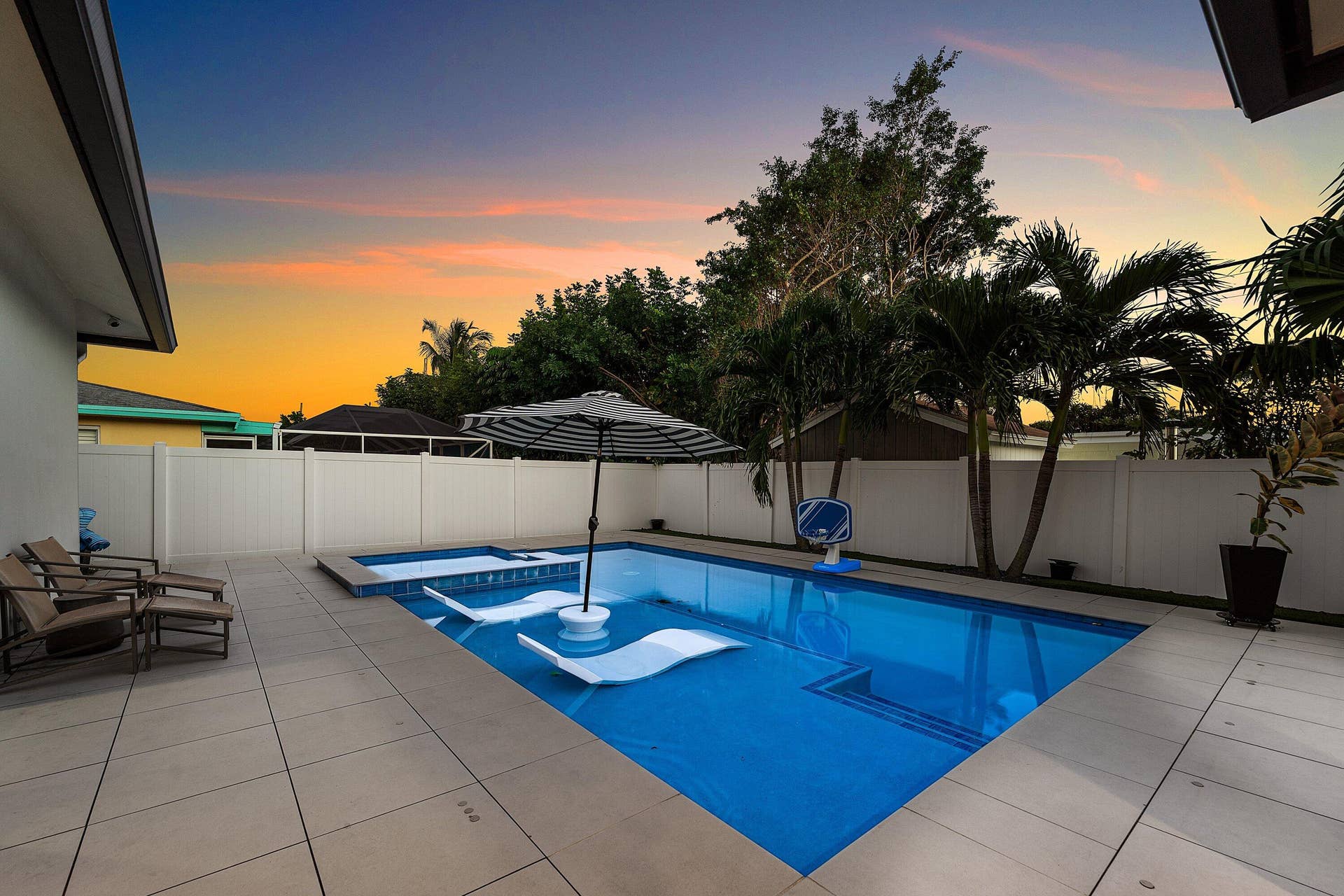 918 SW 28th Avenue, Boynton Beach, FL 33435 064-918Southwest28thAvenue-BoyntonBeach-