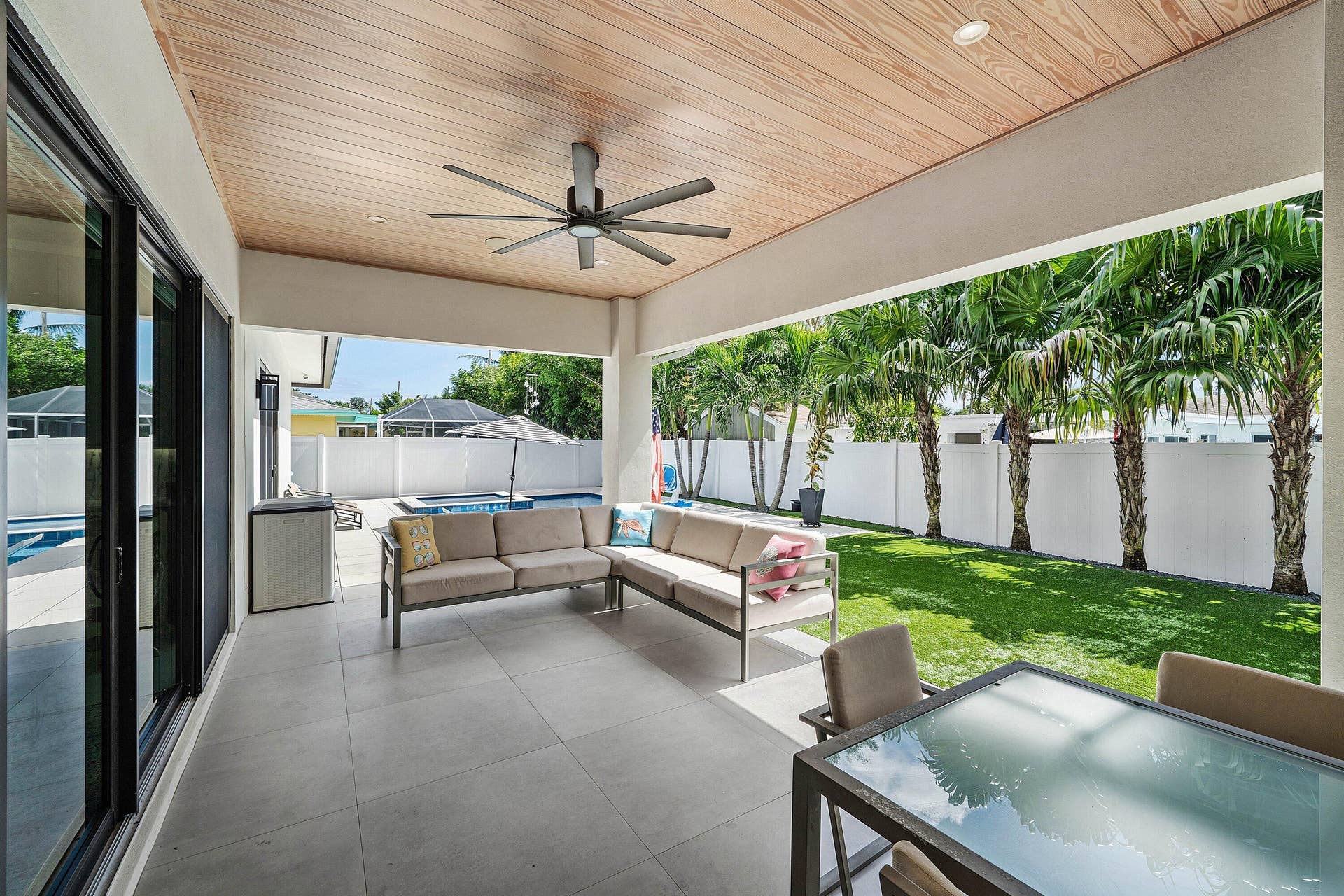 918 SW 28th Avenue, Boynton Beach, FL 33435 040-918Southwest28thAvenue-BoyntonBeach-