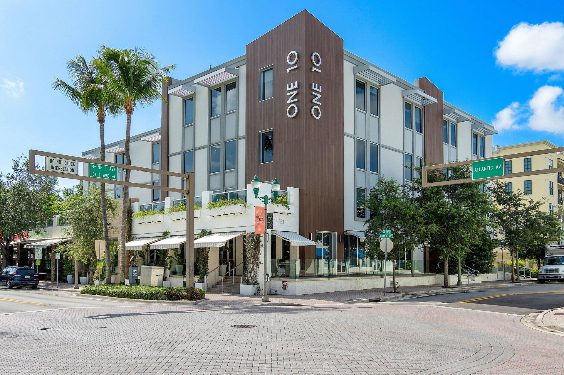 918 SW 28th Avenue, Boynton Beach, FL 33435 075-725Southeast4thAvenue-DelrayBeach-FL