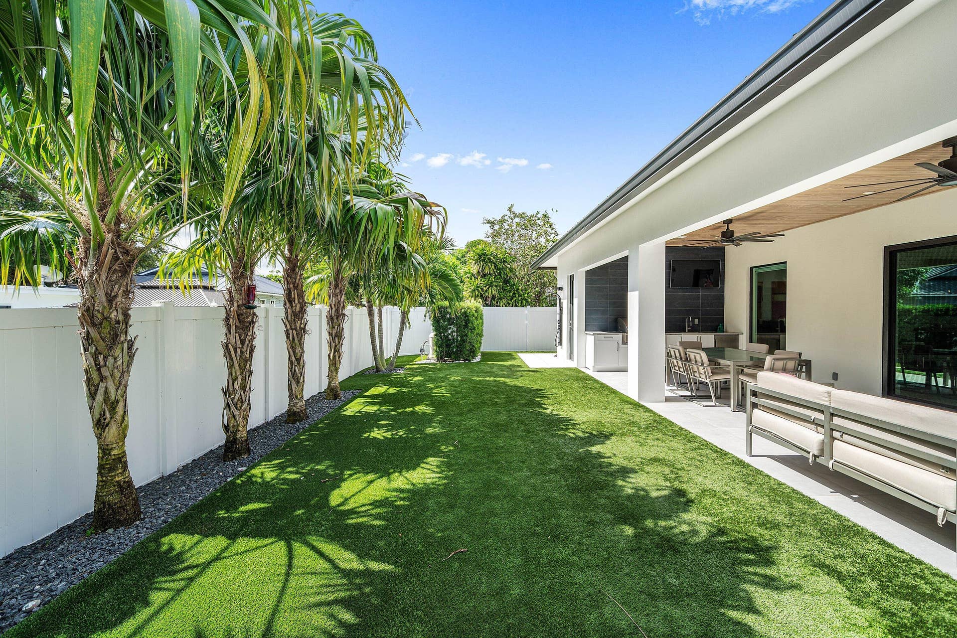 918 SW 28th Avenue, Boynton Beach, FL 33435 043-918Southwest28thAvenue-BoyntonBeach-