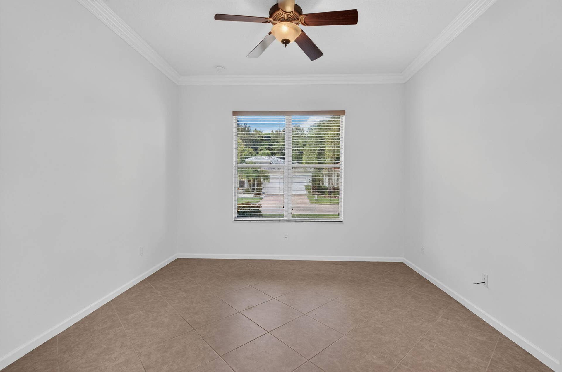 6931 Belmont Shore Drive, Delray Beach, FL 33446 Bedroom/Den/Office30-web-or-mls-DSC_6343