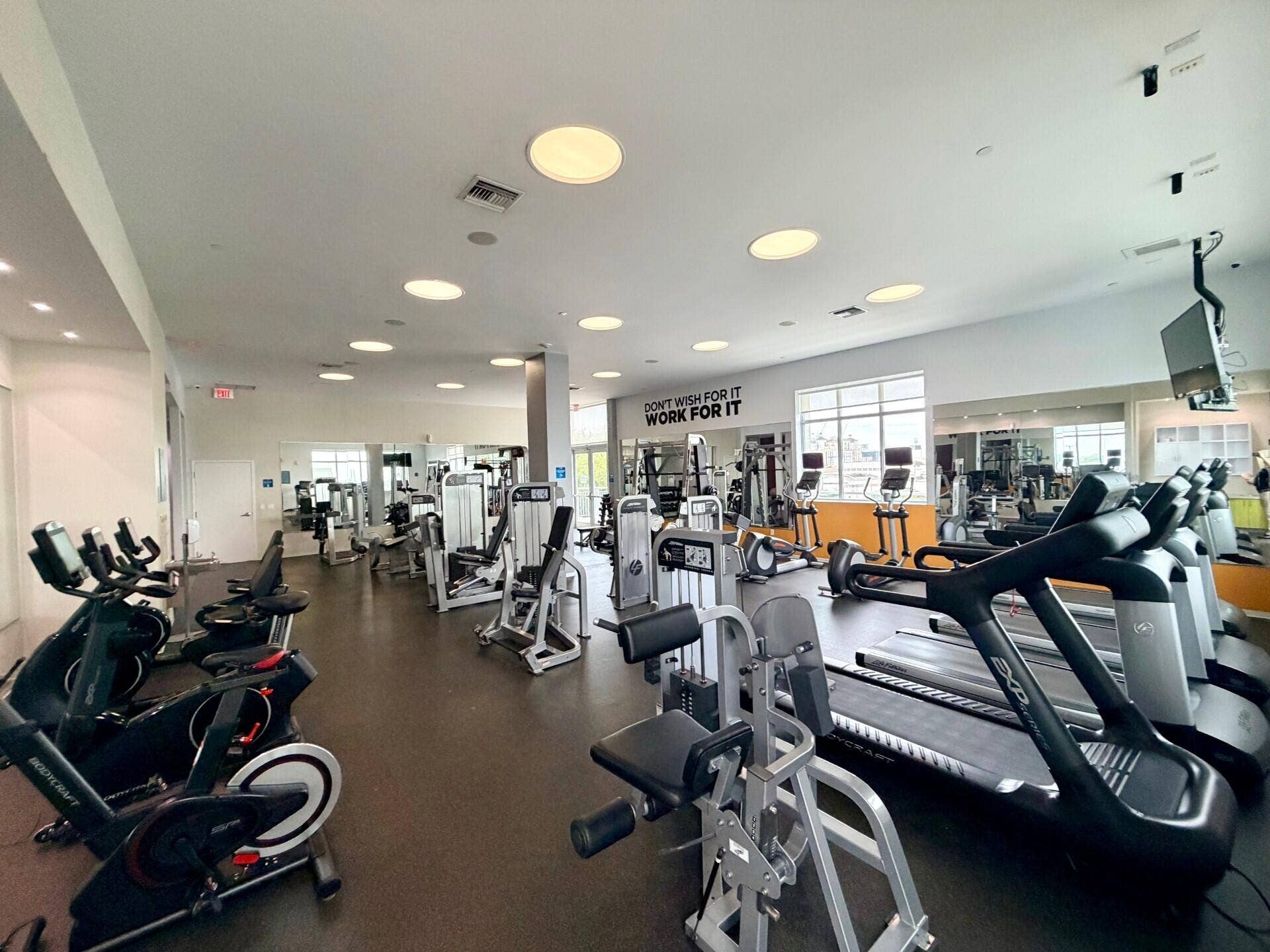 300 S Australian Avenue S, #1010, West Palm Beach, FL 33401 AS12