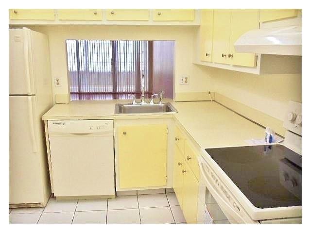 9235 LAGOON Place, #315, Davie, Davie, FL 33324 Photo 3