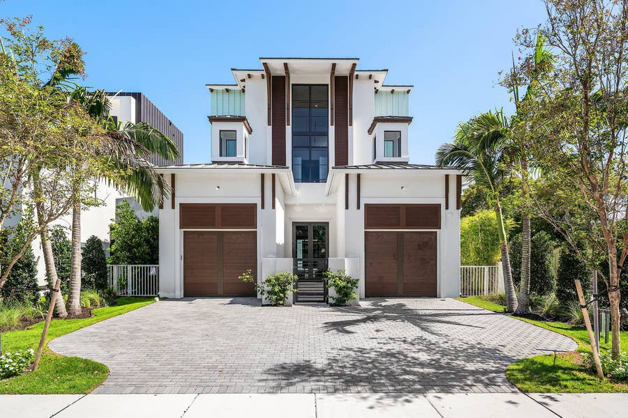 Property photo for 807 NE 9TH Avenue, Delray Beach, FL