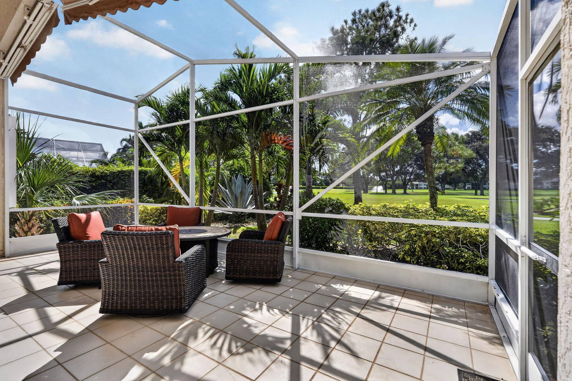 12850 Oak Knoll Drive, Palm Beach Gardens, FL 33418 lanai 2