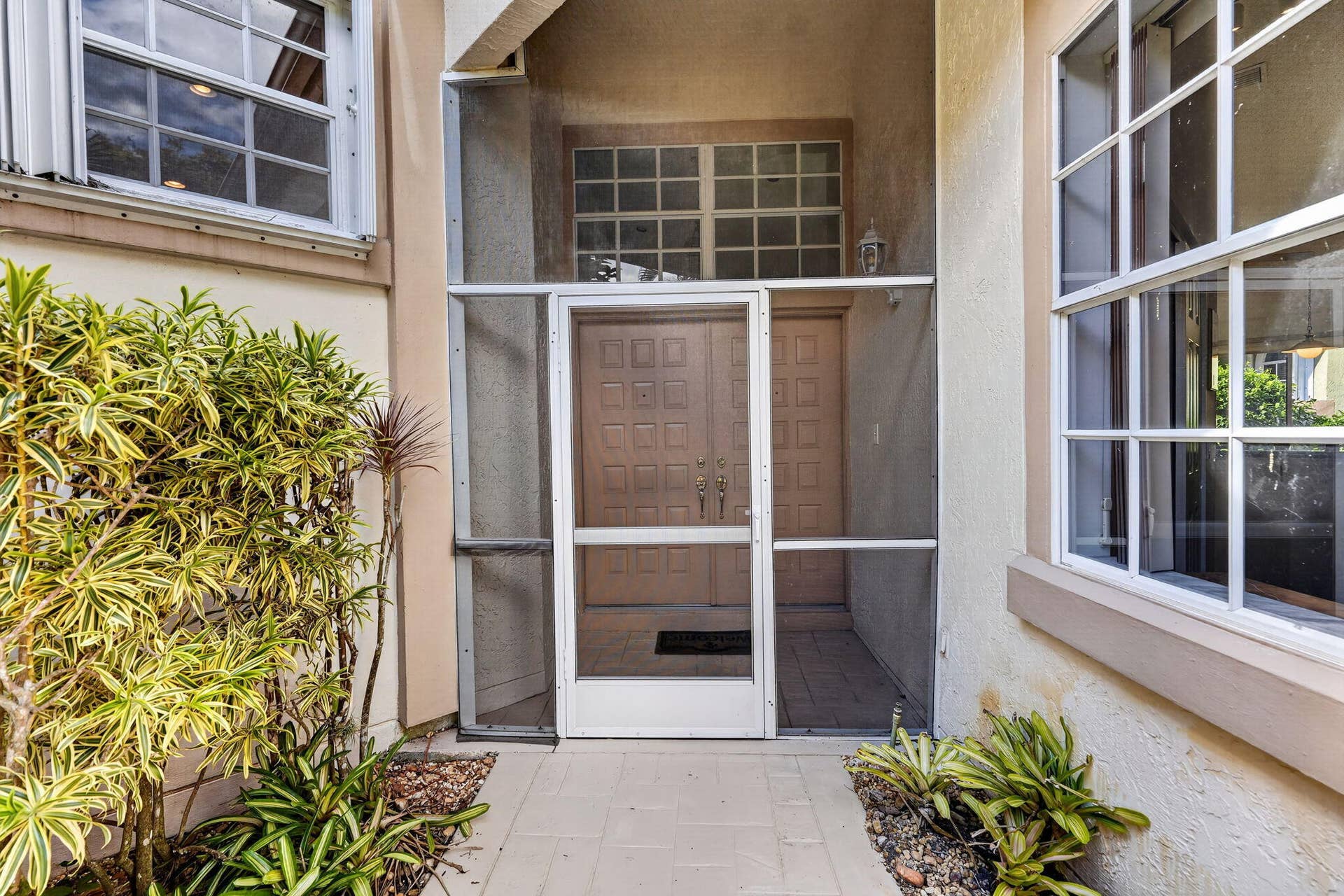 12850 Oak Knoll Drive, Palm Beach Gardens, FL 33418 exterior door