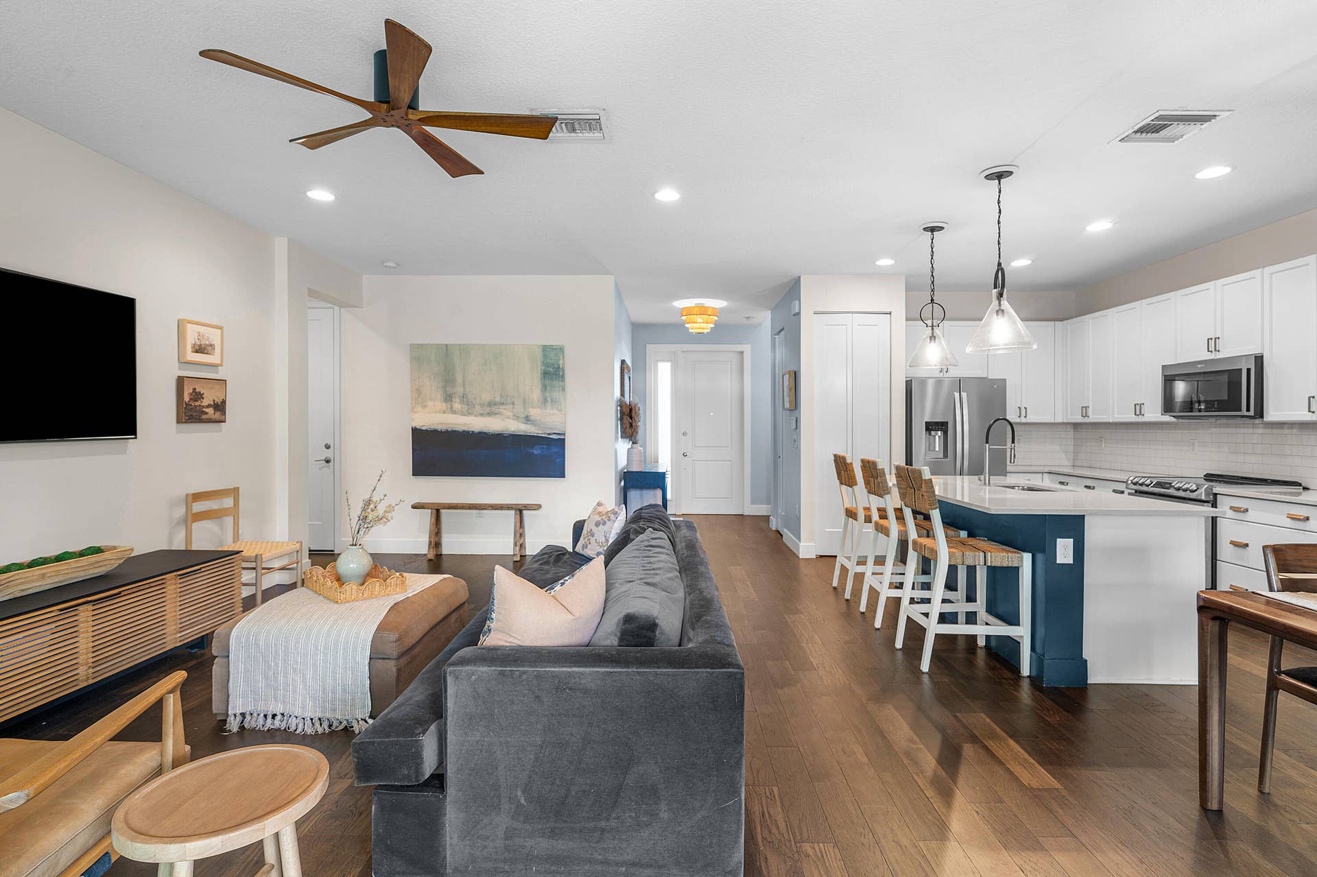 15263 Cherry Creek Lane, Delray Beach, FL 33446 Living Room and Kitchen Open Layout