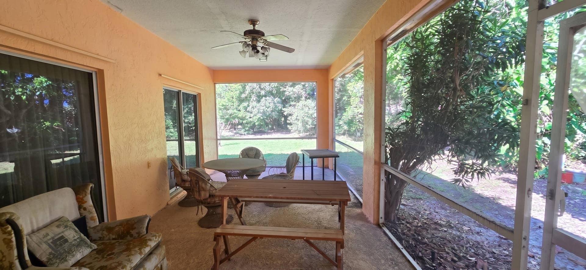 188 Gulfstream Circle, Royal Palm Beach, FL 33411 37 - Screened Patio