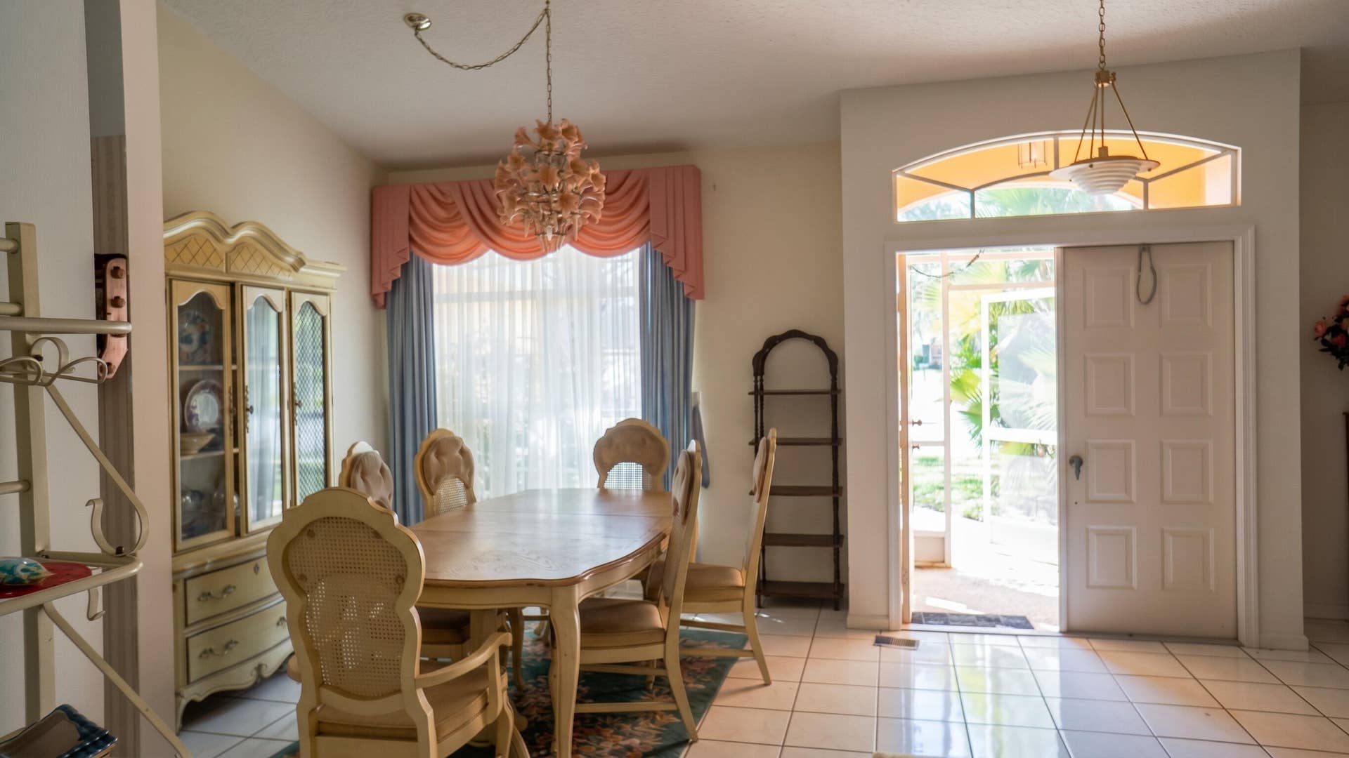 188 Gulfstream Circle, Royal Palm Beach, FL 33411 18 - Dining