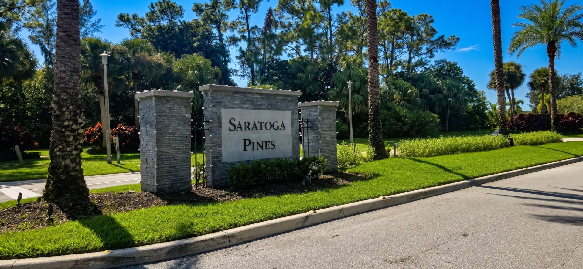 188 Gulfstream Circle, Royal Palm Beach, FL 33411 10 - Community Entrance