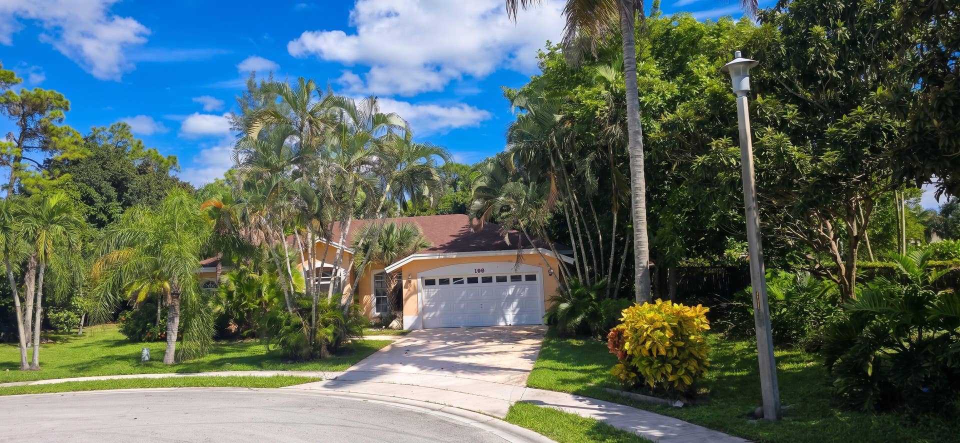 188 Gulfstream Circle, Royal Palm Beach, FL 33411 06 - Front