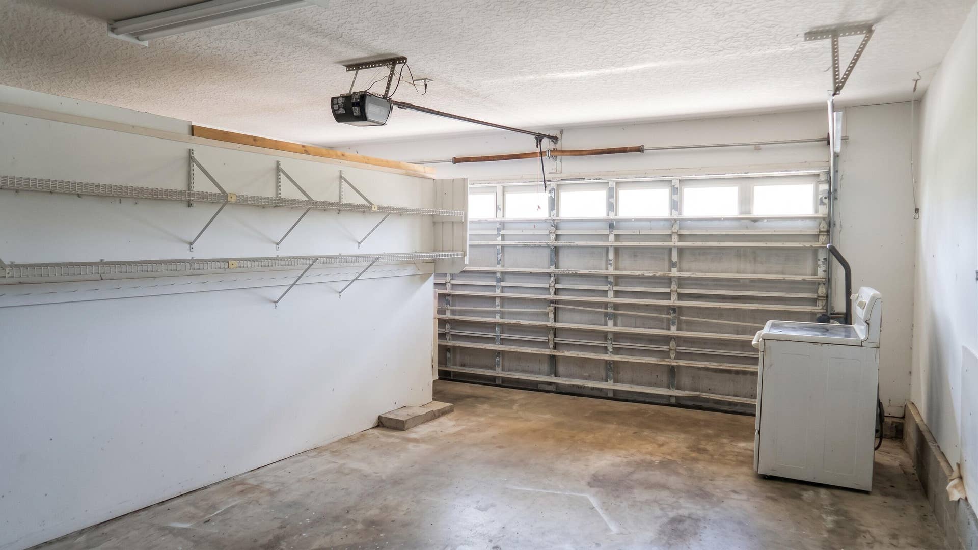 188 Gulfstream Circle, Royal Palm Beach, FL 33411 35 - Garage