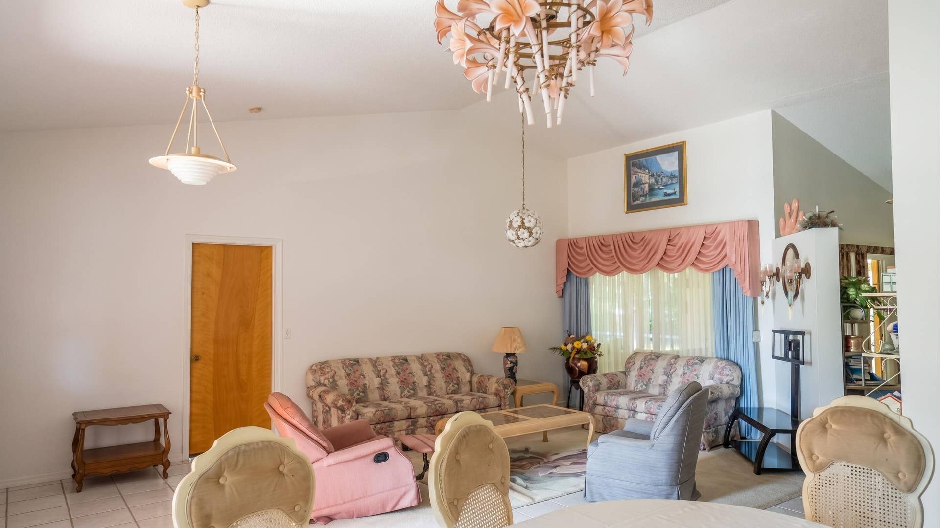 188 Gulfstream Circle, Royal Palm Beach, FL 33411 15 - Living Room