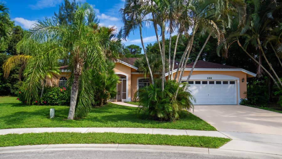 Property photo for 188 Gulfstream Circle, Royal Palm Beach, FL