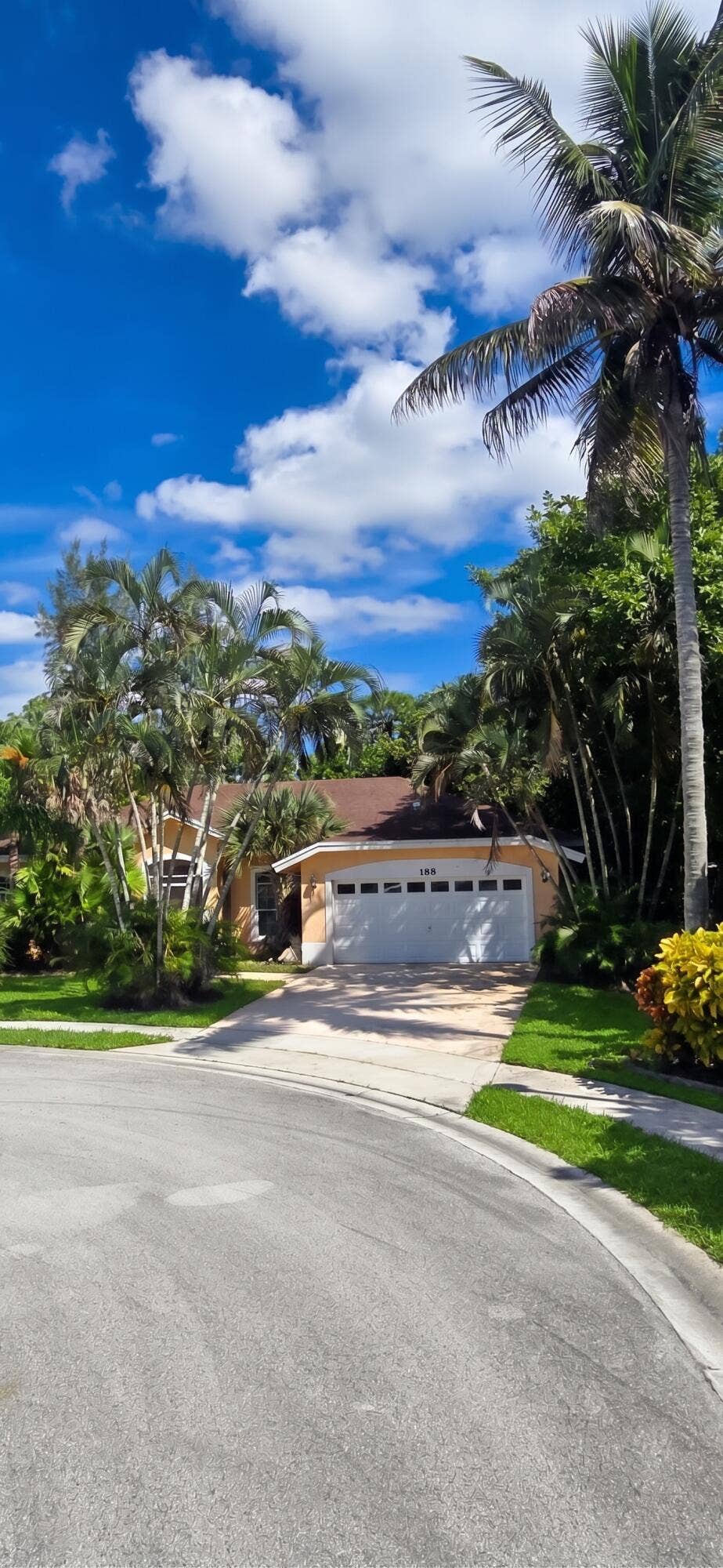 188 Gulfstream Circle, Royal Palm Beach, FL 33411 07 - Front