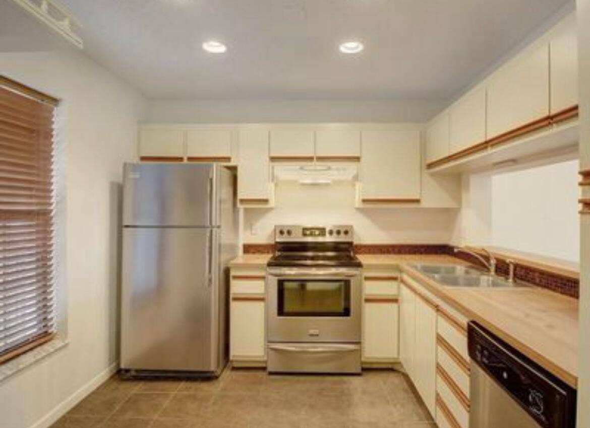 2584 NW 89th Drive, #2584, Coral Springs, FL 33065 IMG_5879